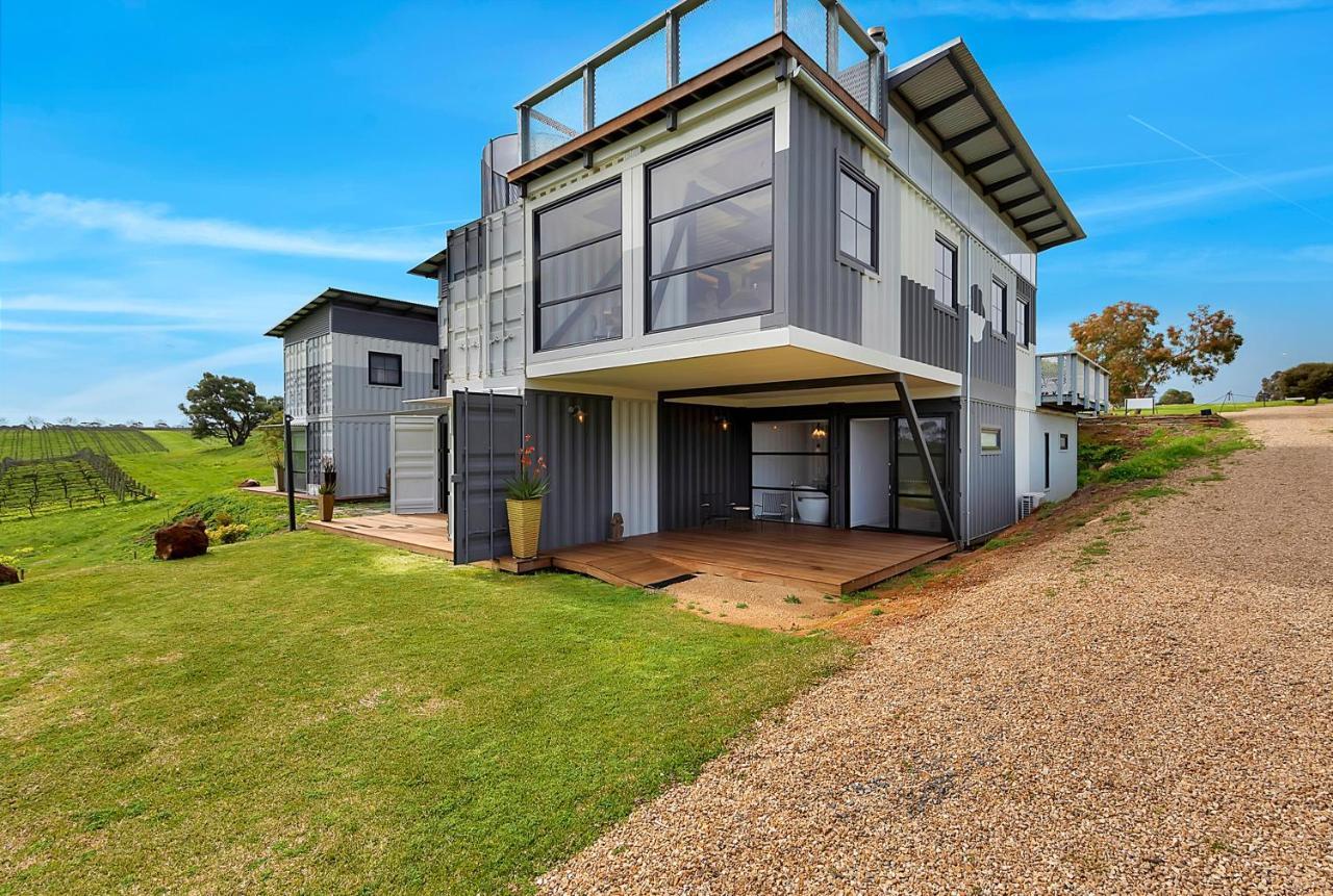 Hotel California Road At Inkwell Wines Mclaren Vale Exterior foto